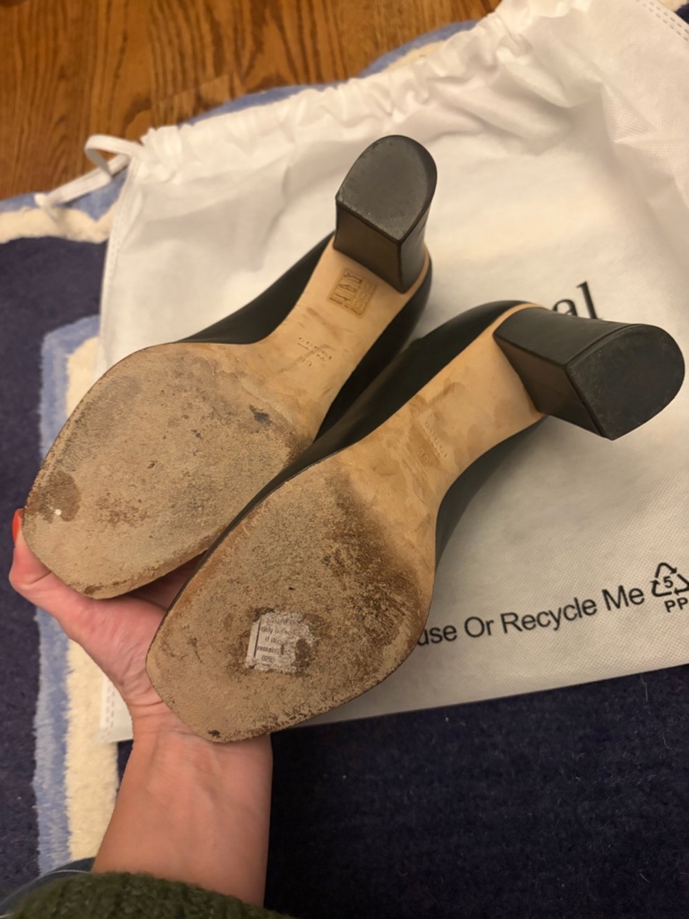 Gucci Block Heel Pumps with Gold Horsebit - Picture 5 of 5